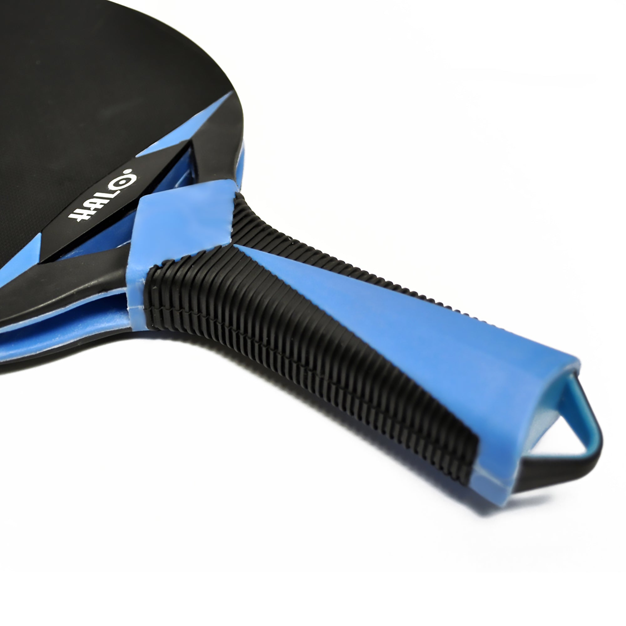 Closeup of the handle from the KETTLER Halo blue racket