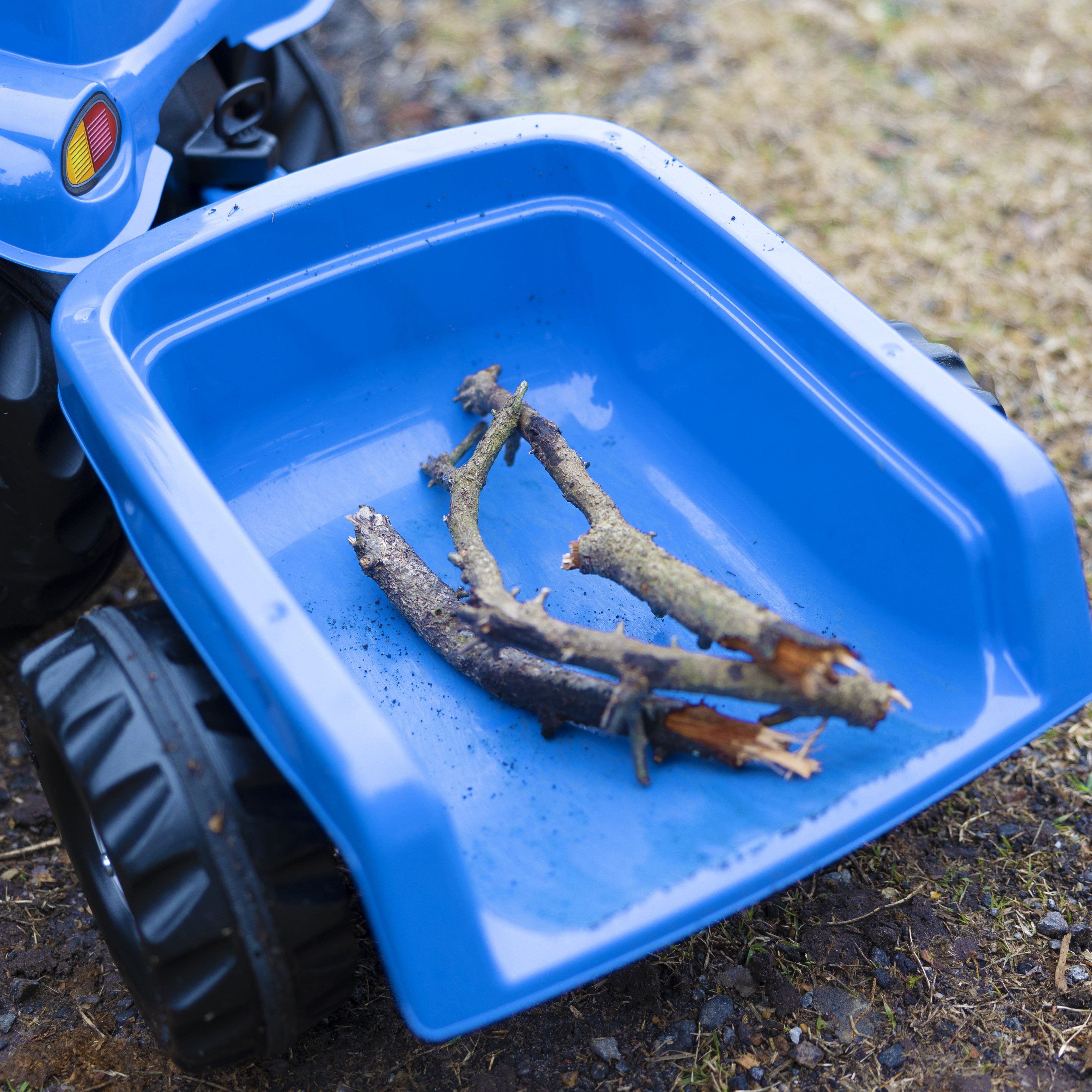 New Holland Pedal-Powered Kid Tractor with  Front Loader & Trailer